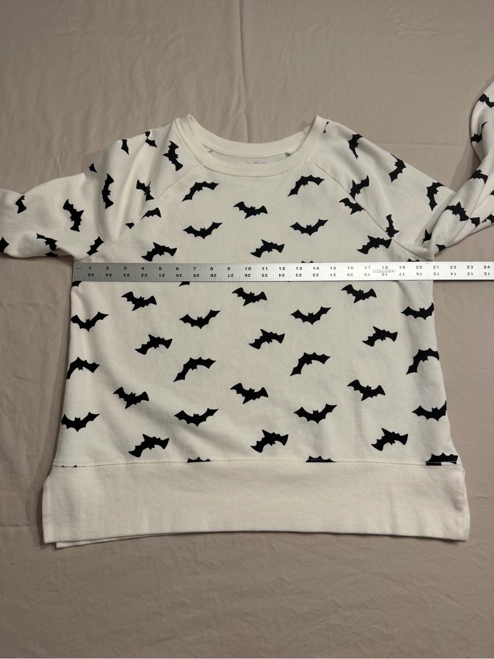 Grayson Threads Bat Print Sweatshirt XL White Black - Picture 5 of 7